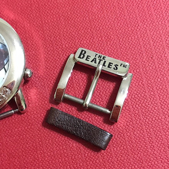 🖤RARE💕BEATLES APPLE CORPS 1993 LIMITED WATCH - Picture 5 of 16